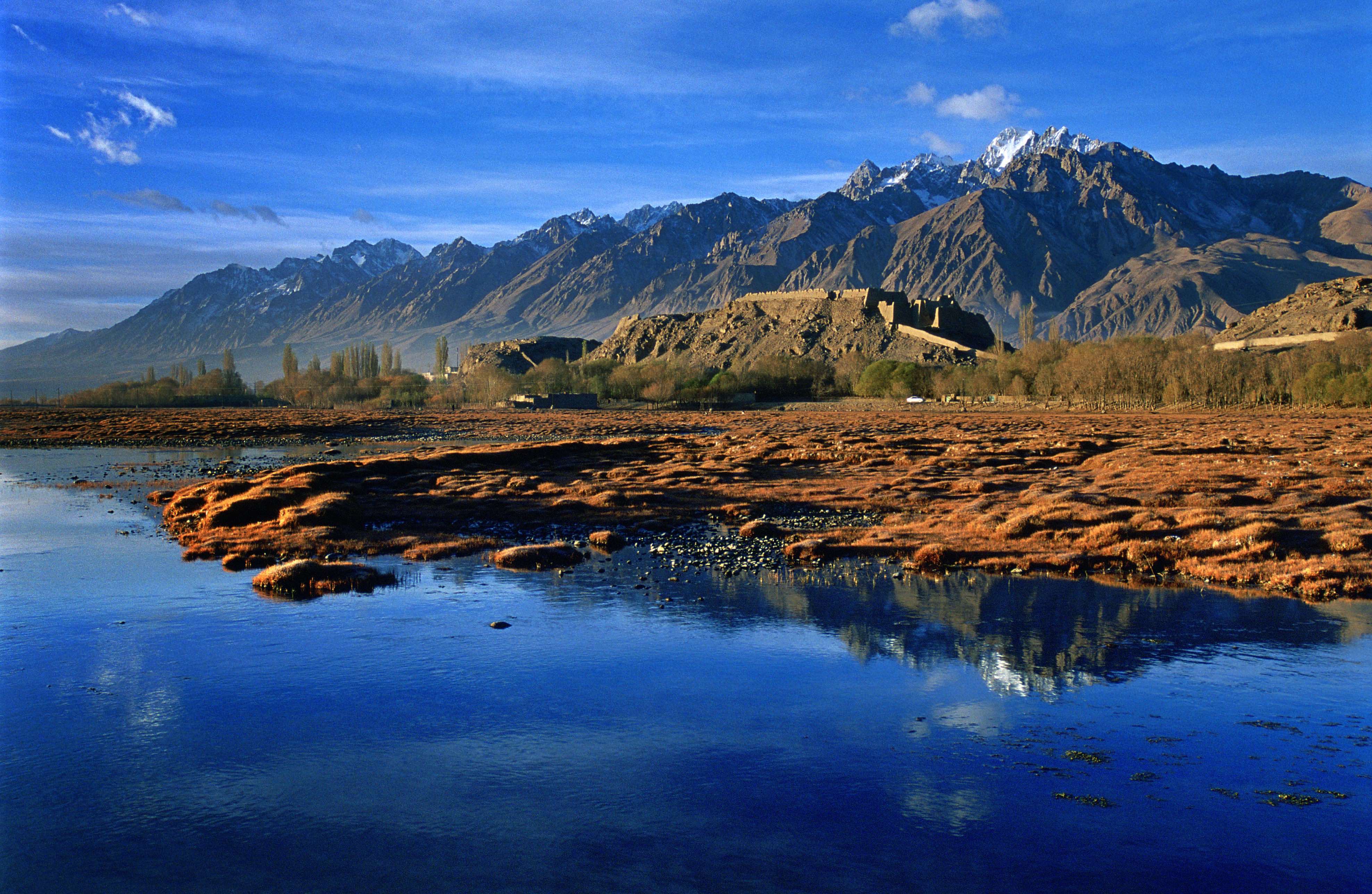 ��ͷ�� | �ĵ�ͭ�������÷������±�gg�����漣Ӫҵ�½ṹ